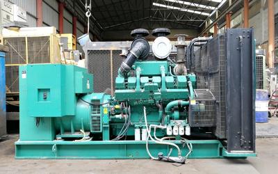 潍坊工厂闲置800kw康明斯发电机组转让 优质设备，助力企业高效运营